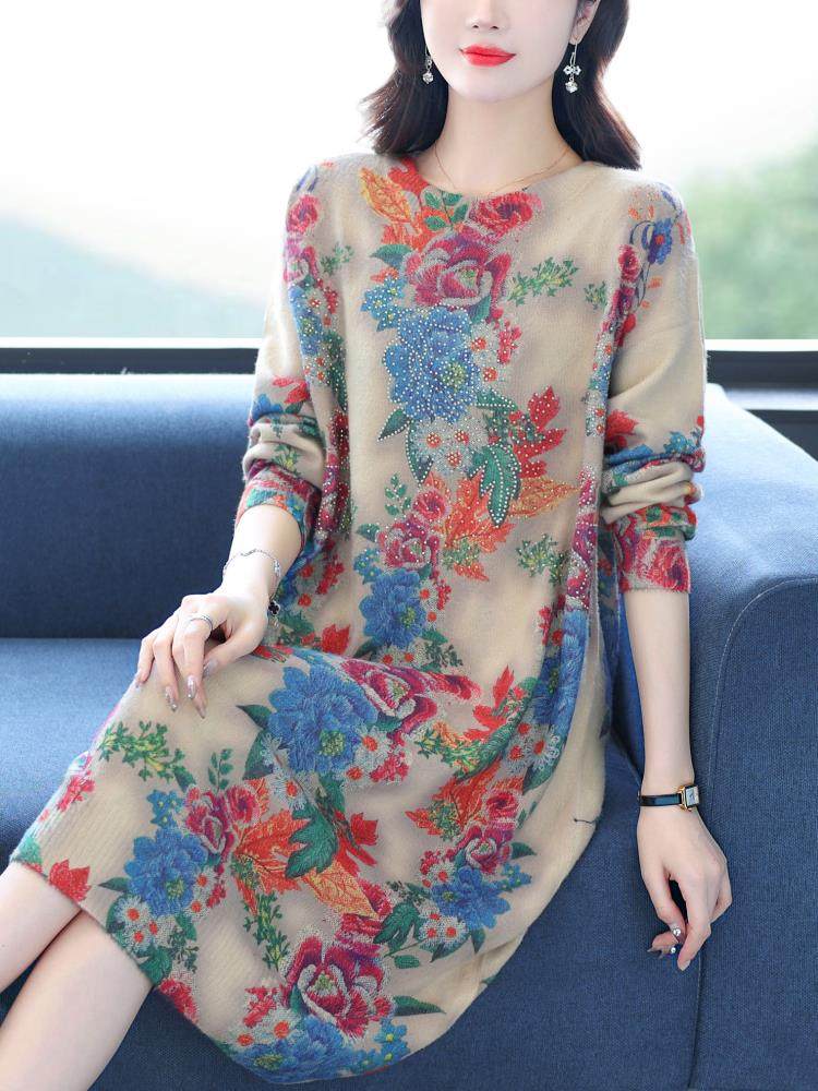中年妈妈特大码毛衣裙女中长款过膝花色羊毛200斤时尚羊毛连衣裙