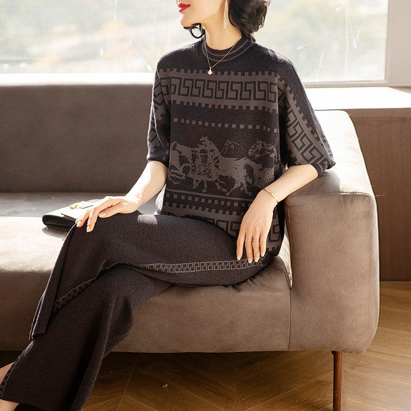 妈妈秋季洋气2023新款中年女时尚中老年人春秋装两件套装阔腿裤子