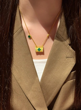 金店同款沙金仿真金绿宝石恶魔之眼吊坠女款轻奢高级感项链送女友