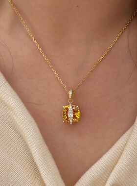 仿金沙金黄金色古法爆闪方形黄钻吊坠毛衣链吊坠女轻奢锁骨链高端