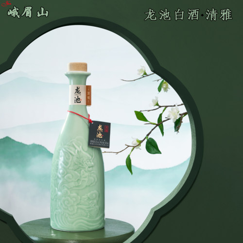 乐山峨眉山龙池白酒清雅清香型