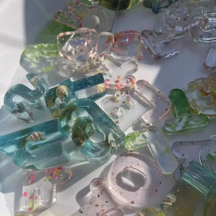 瑞吉欧蒙氏幼儿早教26字母树脂字母玩具感官盆开放性材料教玩具