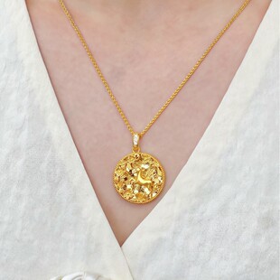 2026黄金色沙金立体花环独角兽吊坠雕花小飞马项链女精致锁骨衣链