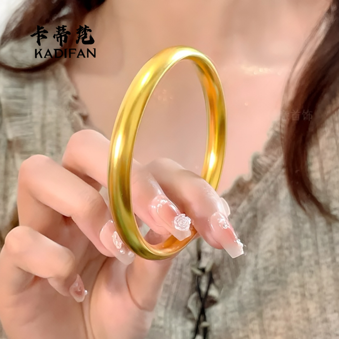 镀真金高保色沙金素圈泥鳅背手镯火烧不变色古法金色实心闭口镯