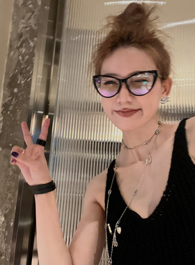 SHARLENE//2022秋冬//小香风高级设计感吊坠项链锁骨链胸针毛衣链