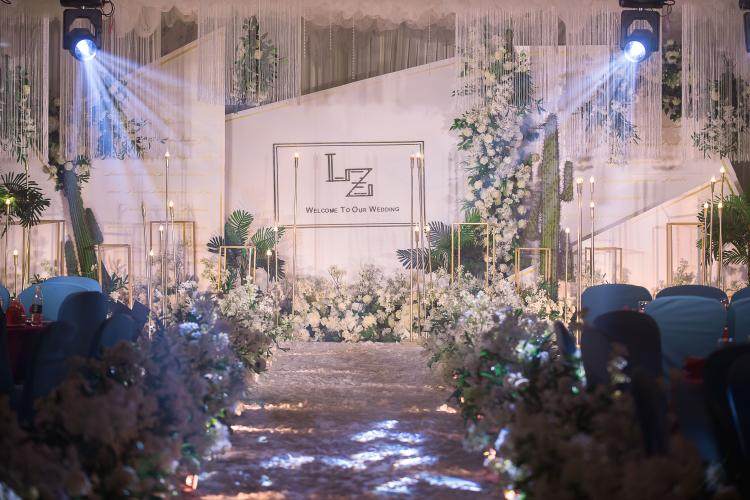 森系白绿色婚礼效果图psd kt板  婚庆公司谈单现场布置图片fs13