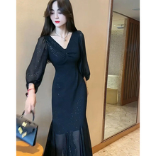 欧货高级感时尚V领长袖连衣裙女春秋新款轻奢气质亮片礼服鱼尾裙