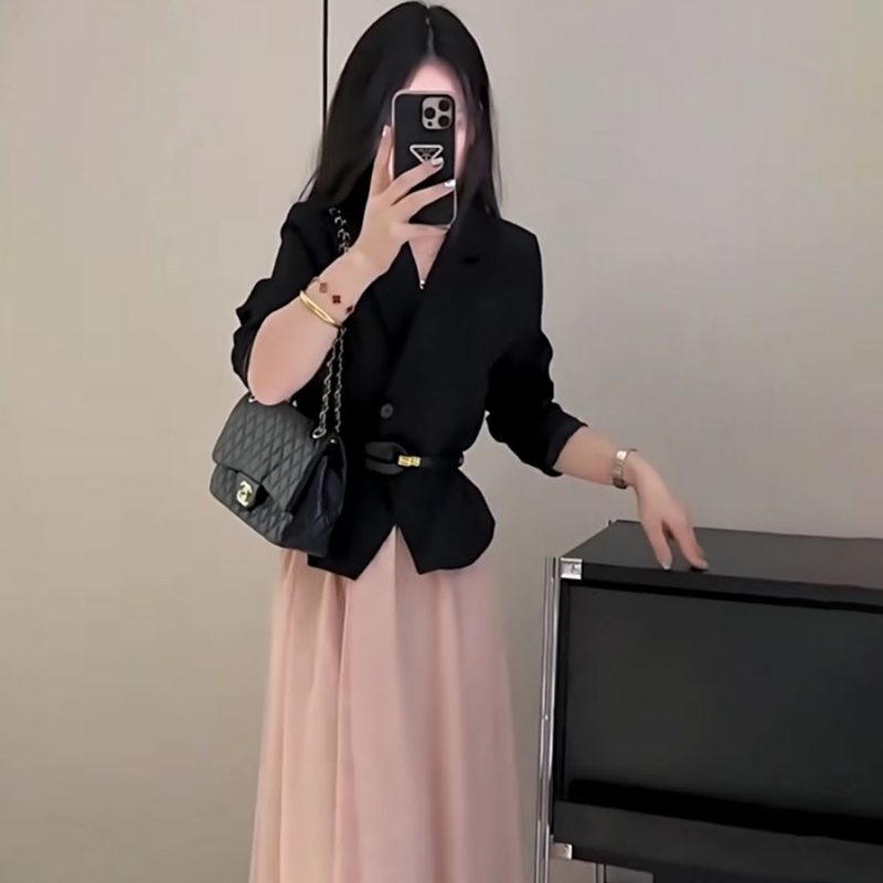 西装外套粉色半身裙减龄时尚套装