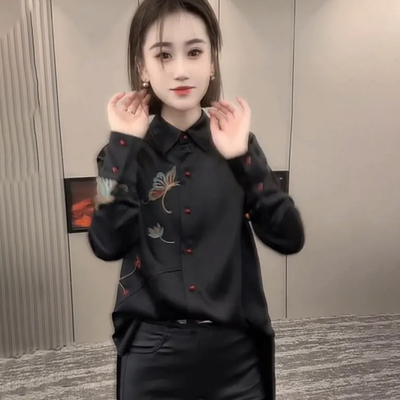 彩色蝴蝶绣花设计气质长袖衬衫女