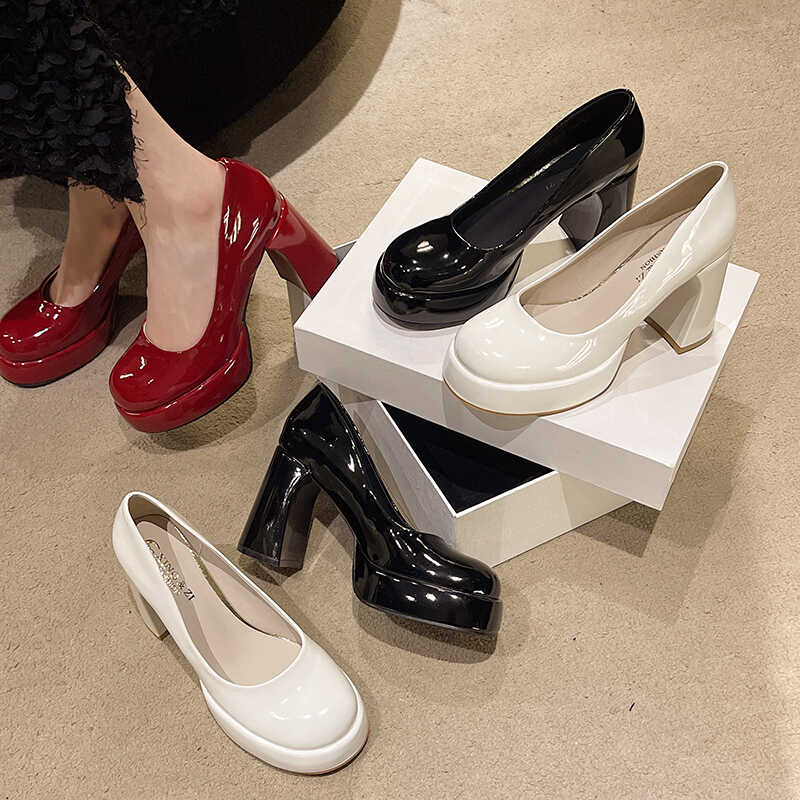 粗跟小个子不累脚高跟鞋单鞋时尚