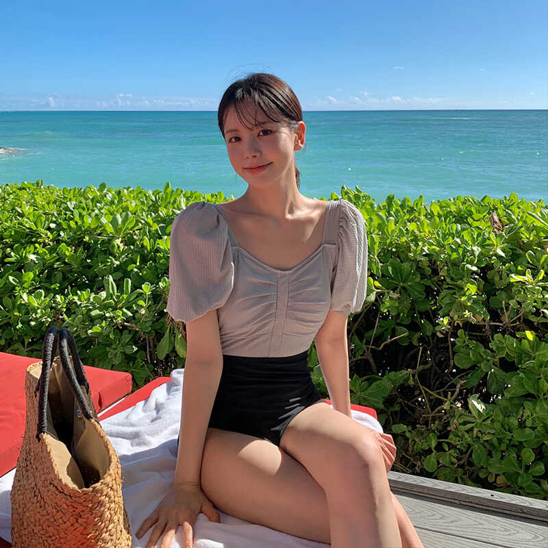 2024新款泳衣女性感连体显瘦遮肚两件套裙式三角海边度假温泉泳装