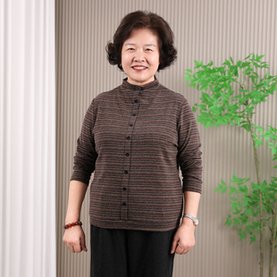 50岁60中老年妈妈秋冬磨毛打底衫半高领大码宽松条纹内搭T恤上衣