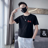 黑色
