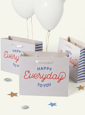 纸质手提袋礼品袋生日伴手礼物袋简约英文字母灰色礼物包装手提袋