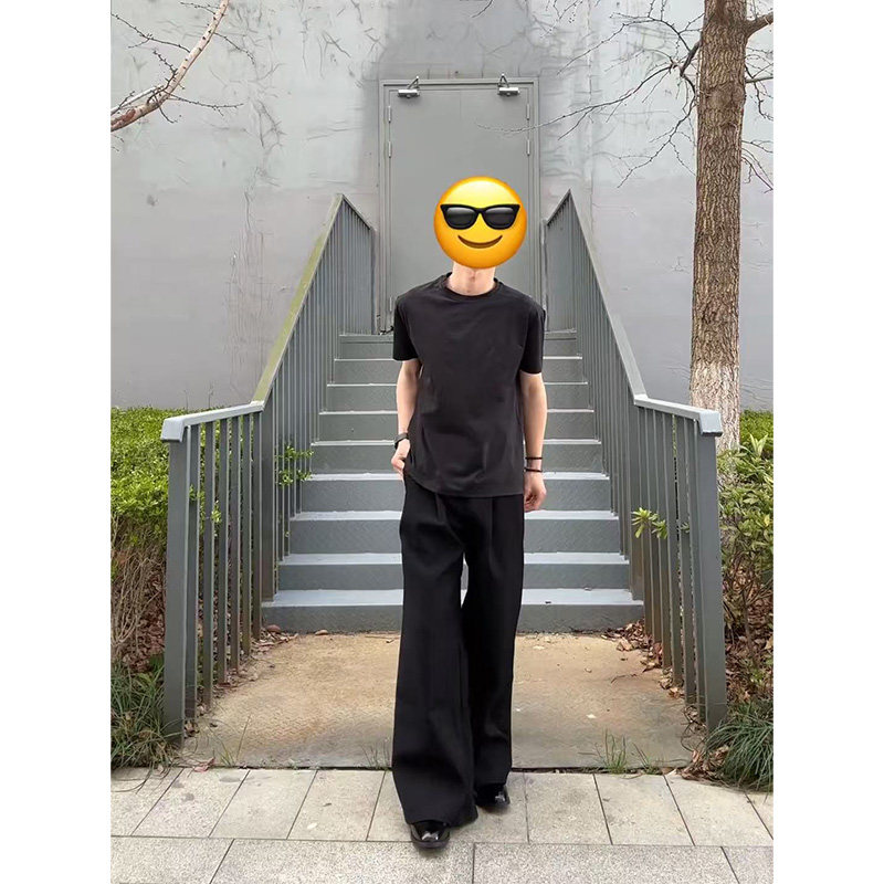 王嘉尔穿搭allblack穿搭黑色正肩显瘦t恤男夏季小领口短袖高级感