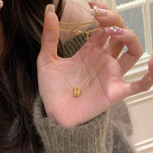 中古金色拉丝四叶草项链女戒指精致百搭颈链复古小众设计感锁耳饰