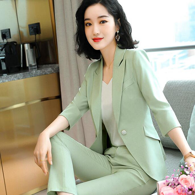 成都女士西服 职业装 工作服量身定做乐山雅安工作服职业装定制