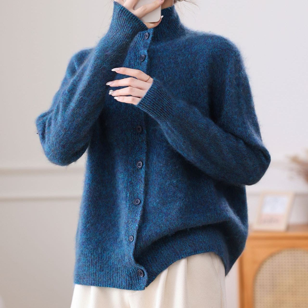 新工艺立领系扣花纱无缝拉绒开衫