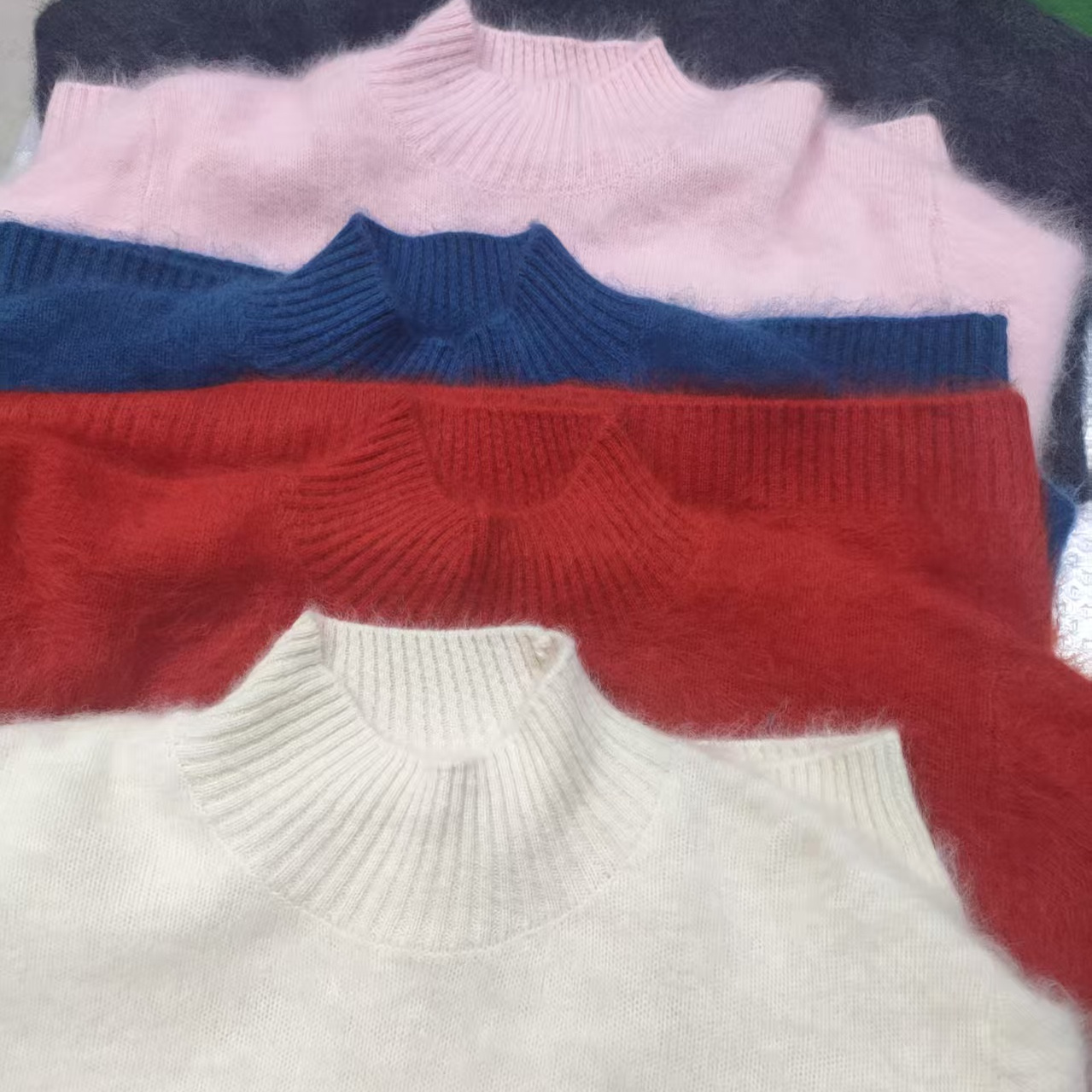 重磅加厚宽松半高领长绒拉绒羊绒衫