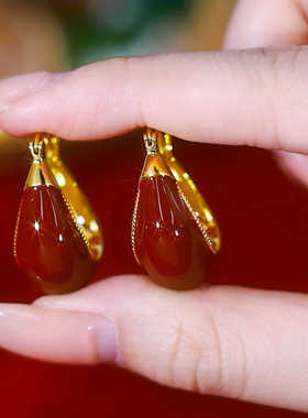 港风复古红色提篮大耳圈轻奢小众夸张个性耳环女秋冬新款显白耳饰