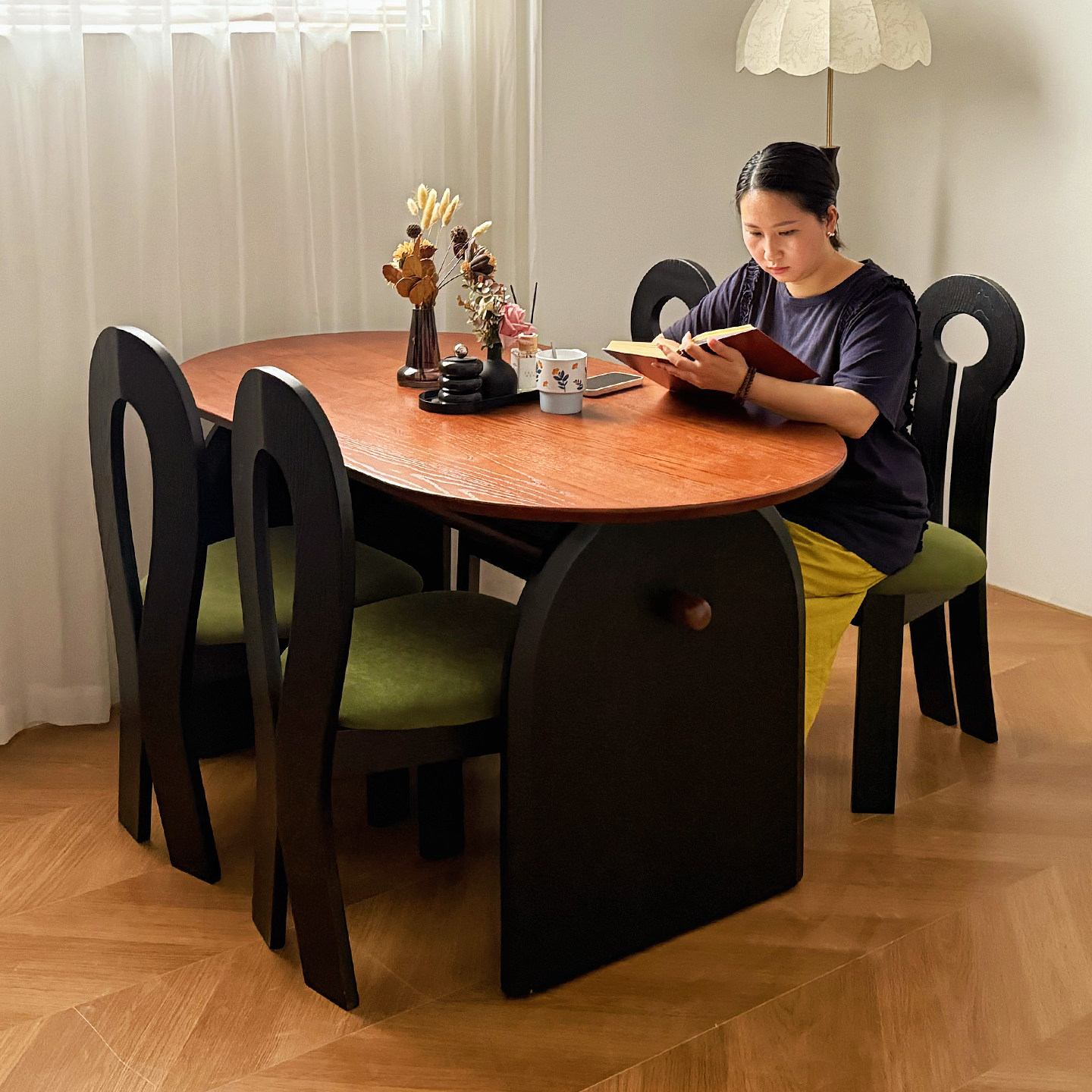 白蜡木纹实木餐桌黑色复古风椭圆形餐桌法式中古小户型家用吃饭桌,住宅家具,实木餐桌,淘宝优惠券,粉丝福利购,淘宝优惠卷