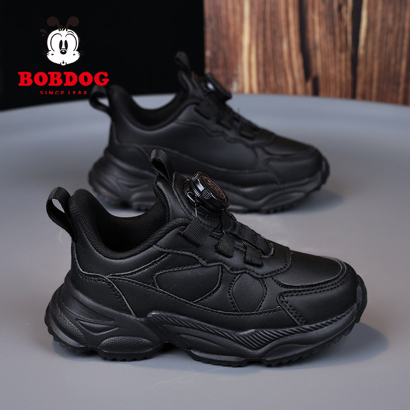 巴布豆童鞋儿童鞋子2026春秋季新款皮面防水纯色中大童黑色跑步鞋