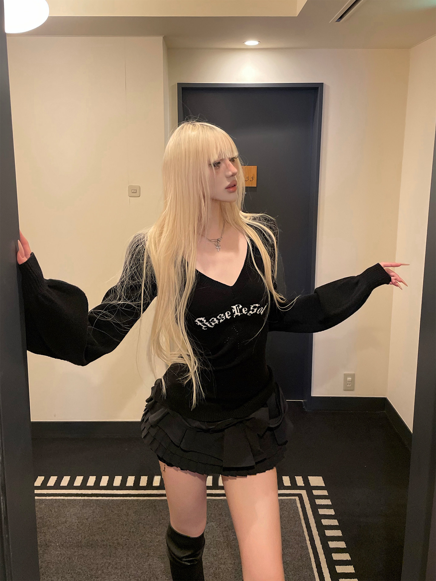 thumbnail for Rase le sol 'Mystic Follower' black V-neck jacquard sweater slim fit long-sleeved knit