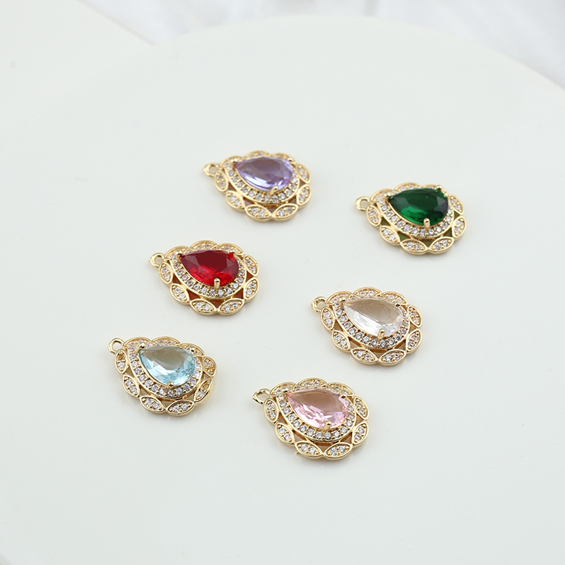 微镶锆石稀土玻璃水滴吊坠