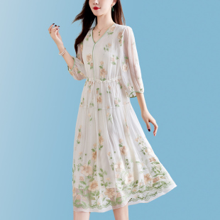 名牌真丝连衣裙女2025夏新款 中年桑蚕丝裙子气质收腰 V领刺绣大码