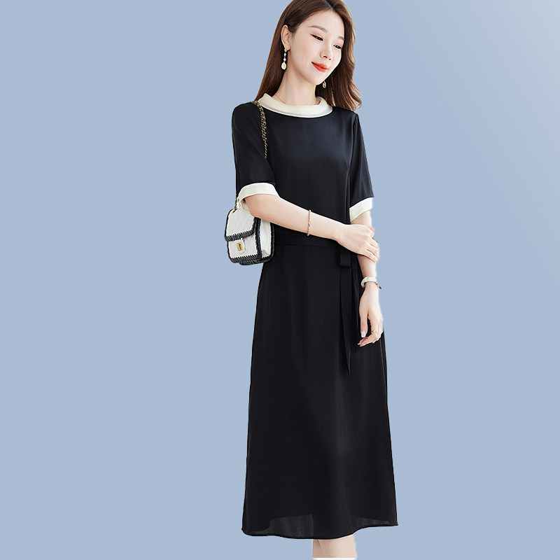 小众不撞款连衣裙女2025新款夏