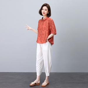 2024年夏季翻领薄款天丝印花衬衫女妈妈秋装中袖T恤大码宽松上衣图片