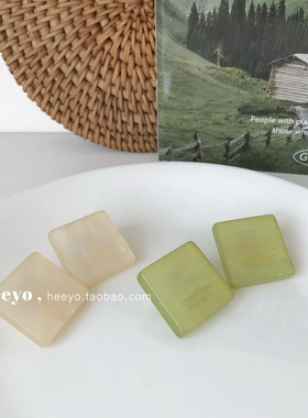 heeyo 竹茶柠柚/ 温柔气质简约方形银耳钉耳夹高级感清新字母耳环