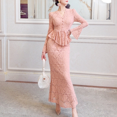 韩版新款高腰假两件V领长袖蕾丝连衣裙女收腰喇叭袖上衣鱼尾裙