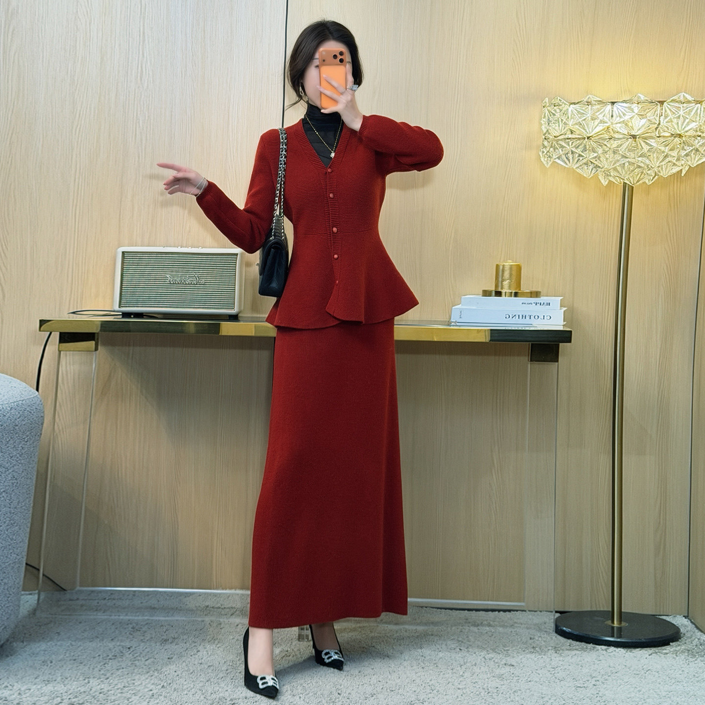 【新品9折】韩版时尚针织套装V领鱼摆开衫上衣+半身长裙两件套