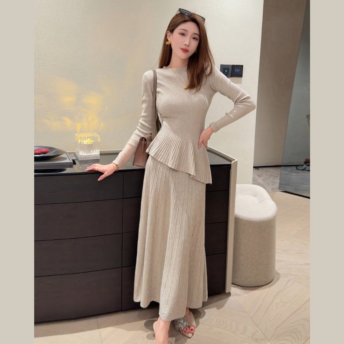 【新品85折】针织两件套套装女 不规则收腰上衣+大摆半身长裙套装