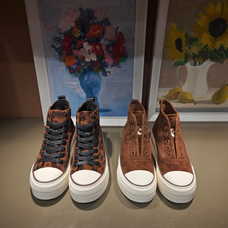 卡斯丹2025秋欧货新款羊反绒厚底高帮板鞋女圆头系带增高休闲女鞋