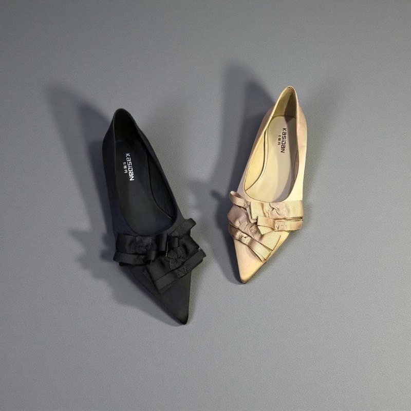 卡斯丹2025春夏欧货新品真丝布尖头浅口单鞋小众气质简约时尚女鞋