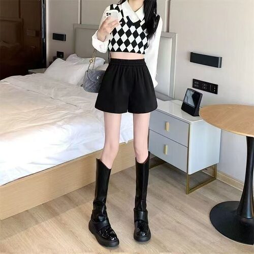 2026新款星空毛呢短裤女黑色秋冬季新款松紧女时尚高腰靴裤子
