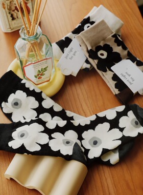 ANN and SAM 卡哇伊 好搭配的彩色袜子 不来一双吗