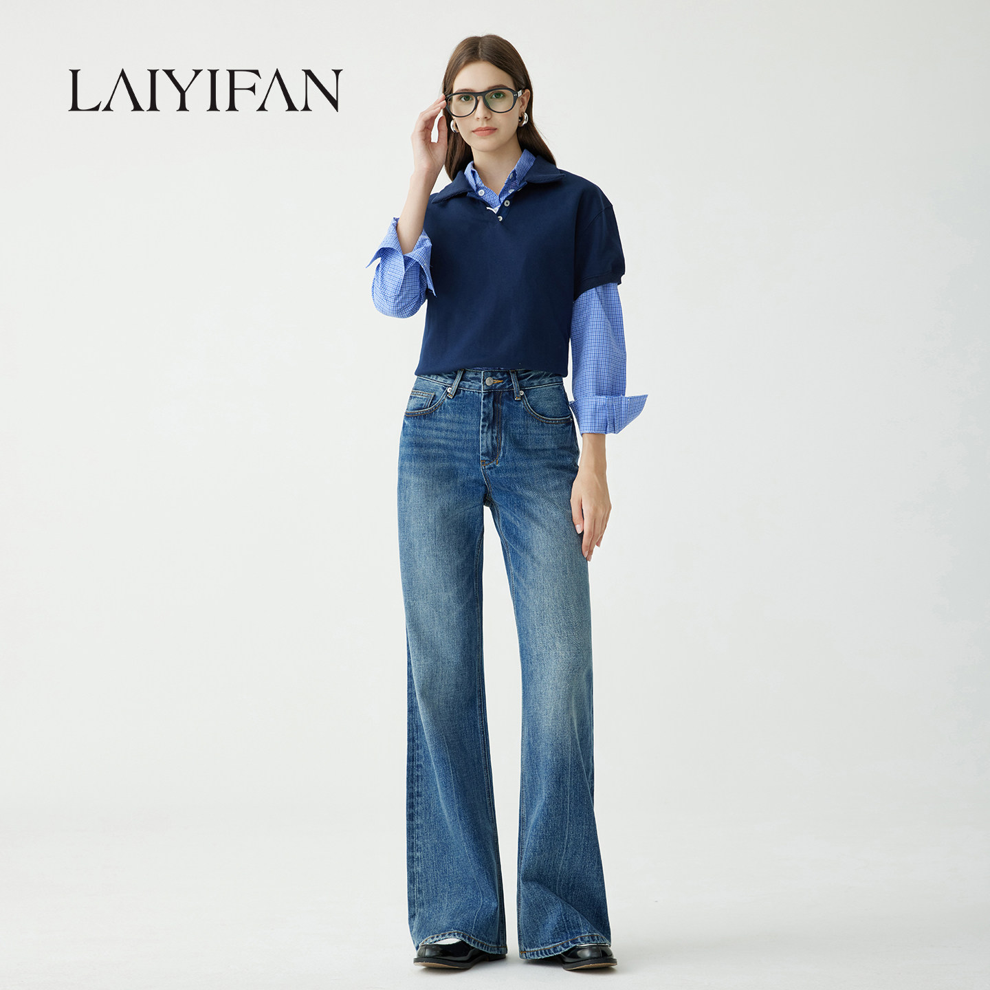 LAIYIFAN不贴腿宽松微喇牛仔裤图片