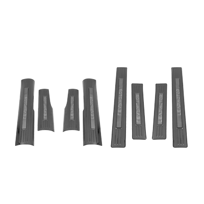 零跑C10门槛条不锈钢保护防刮