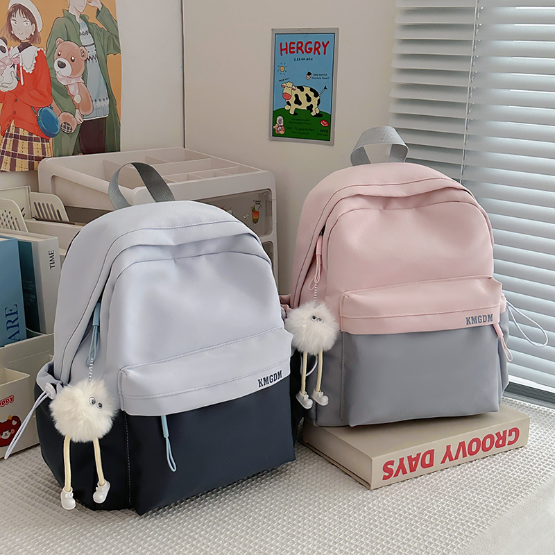 双肩包女旅游轻便2025新款小型女生高颜值旅行背包儿童外出小书包