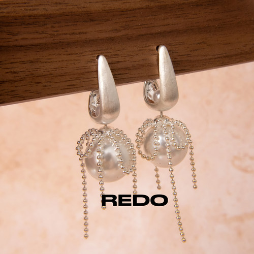 REDO设计师款流苏白色秋冬耳环
