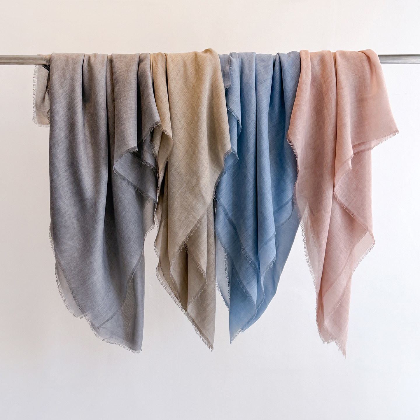 文艺纯色超大薄款棉麻感围巾女春夏纱巾川西旅游拍照防晒外搭披肩