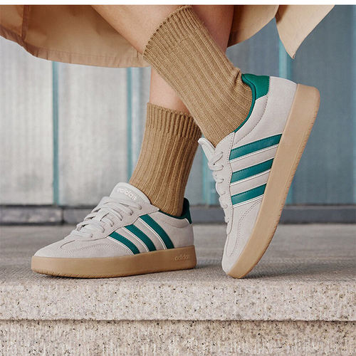 Adidas/阿迪达斯正品BARREDA.男女耐磨低帮舒适运动德训鞋JP7106