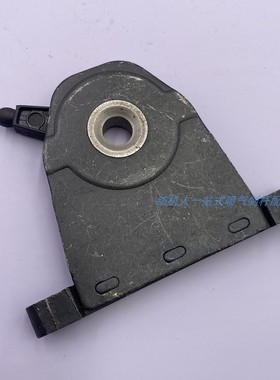 津田驹ZAX9100喷气织机配件 NewLight南海综框挂钩中间含油座DRC2