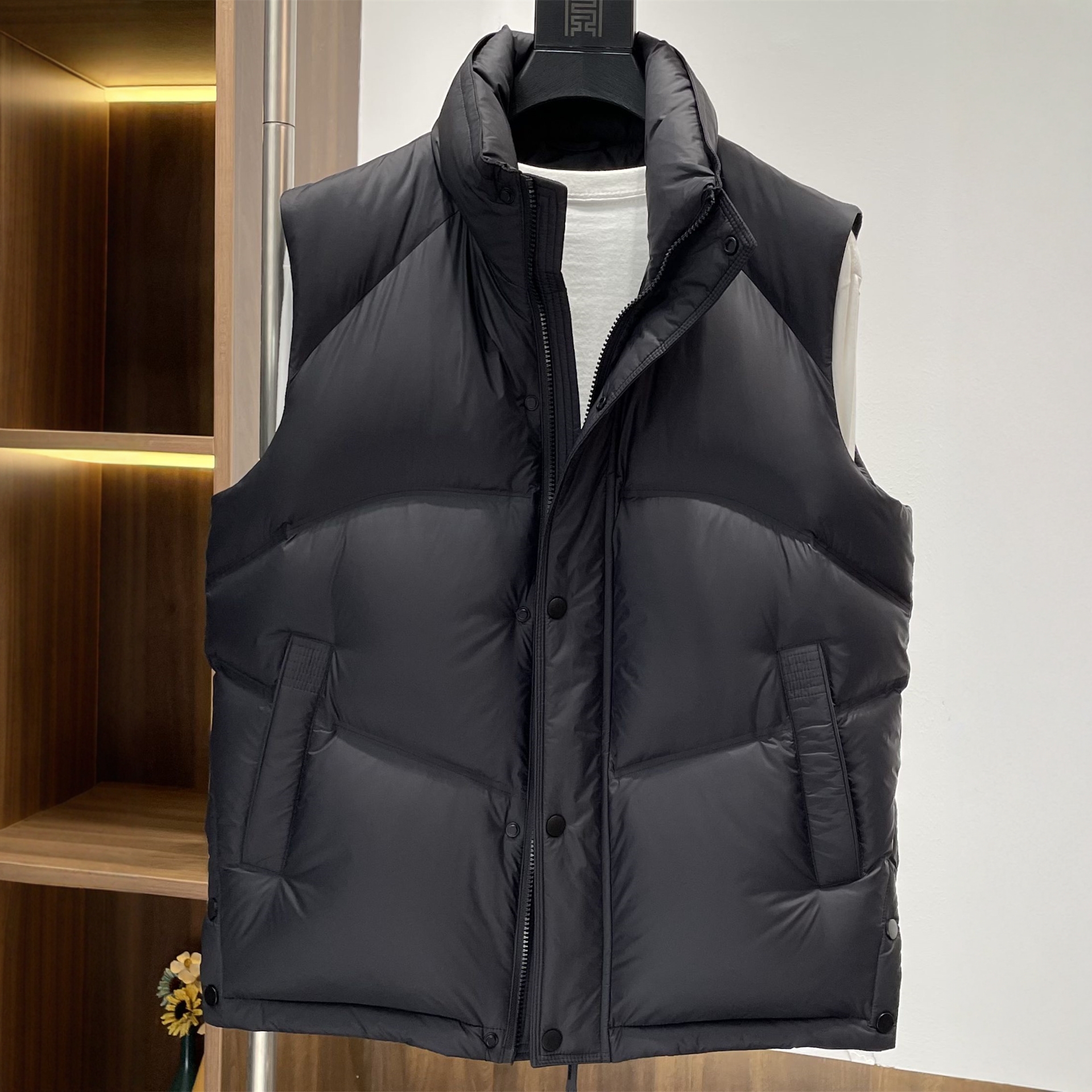 高端羽绒马甲男士秋冬2025新款