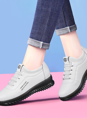 真皮运动鞋女秋冬新款加绒保暖百搭妈妈鞋防滑耐磨平底休闲跑步鞋