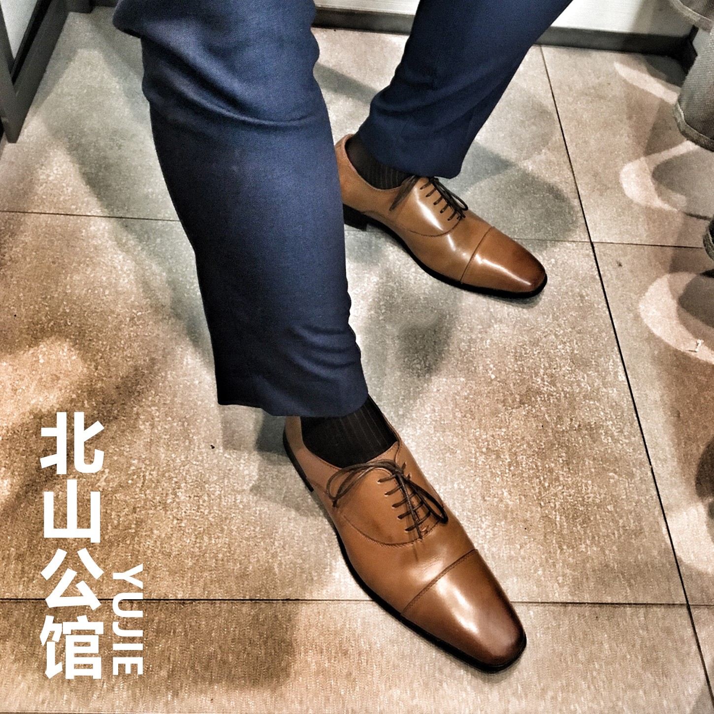 现货修长正装欧版日系合成皮男鞋