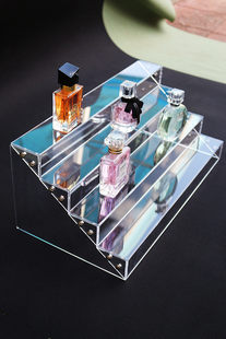 盲盒亚克力展示架 鸡仔玩偶站台 泡泡玛特展示架拉布布货架展架